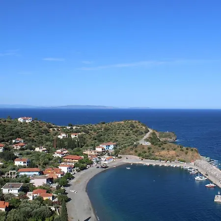 Armenaki Apartahotel