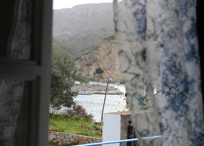 Armenaki Apart-hotel Sampatiki